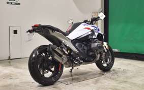 BMW R1300R ASA 2025
