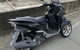 YAMAHA TRICITY 125 SE82J