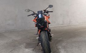 KTM 1290 SUPER  DUKE R V3940