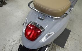 VESPA PRIMAVERA125