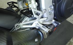 APRILIA RSV4 1100ファクト 2020