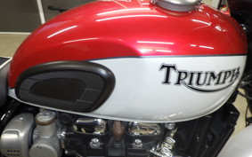 TRIUMPH BONNEVILLE T120 2020
