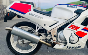 YAMAHA FZR250 2KR