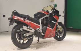 SUZUKI GSX-R750 1987 GR71G
