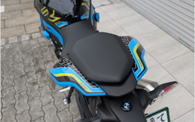 BMW S1000R 2025 0P31
