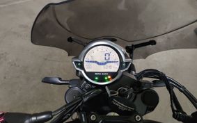 MOTO GUZZI V7 STONE 2022 ..