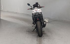 SUZUKI GSR750 C5111