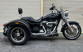 HARLEY FLRT 2016 MCC