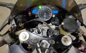 YAMAHA YZF-R1 2004 RN13