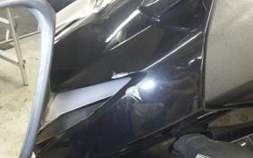 SUZUKI GSX250RA 2001