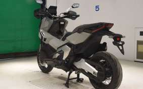 HONDA X-ADV 750 2025 RH21