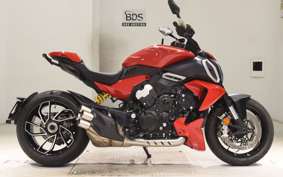 DUCATI DIAVEL V4 2023
