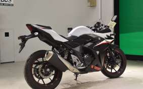 SUZUKI GSX250R 2022