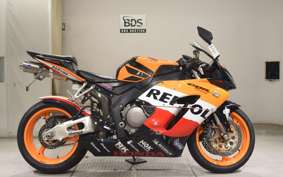 HONDA CBR1000RR 2005 SC57