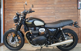 TRIUMPH  TRIUMPH  STREET  TWIN  2021 DAD74G