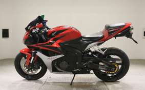 HONDA CBR600RR GEN 3 2008 PC40