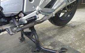 SUZUKI GSR250 2015