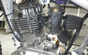 SUZUKI DJEBEL 200 (DR200SE)
