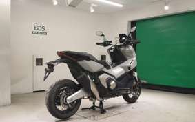 HONDA X-ADV 750 2025 RH21