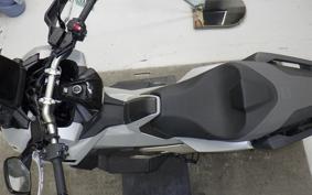 HONDA X-ADV 750 2026 RH21