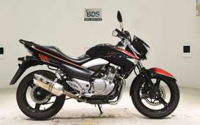 SUZUKI GSR250 1999
