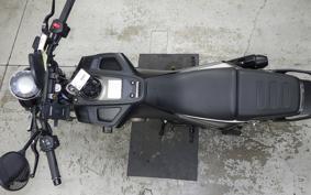 HUSQVARNA SVARTPILEN 125 2004