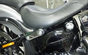 HARLEY FXSB 1580 2015
