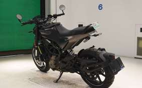 HUSQVARNA SVARTPILEN 250 2014