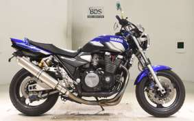 YAMAHA XJR1300 2000 RP03J