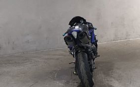 YAMAHA YZF-R1 RN20