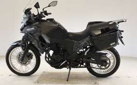 KAWASAKI VERSYS X250Aﾂｱﾗｰ 1994 LE250D