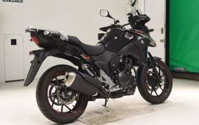 SUZUKI Vｽﾄﾛｰﾑ250A
