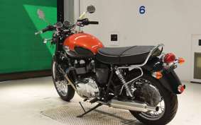 TRIUMPH BONNEVILLE T100 2015