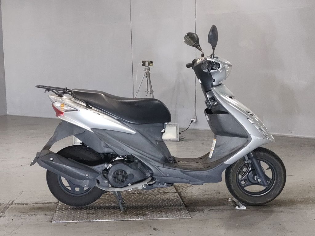 Фото Suzuki ADDRESS V125 с японского аукциона