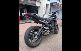 TRIUMPH  TRIUMPH  STREET  TRIPLE RS 2023 HDA614