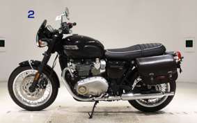 TRIUMPH BONNEVILLE T120 2025