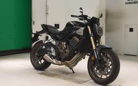 HONDA CB650R E-Clutch 2025 RH17