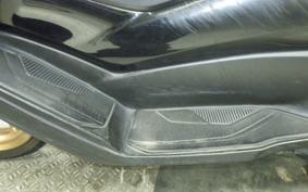 YAMAHA N-MAX 2001 SEG6J