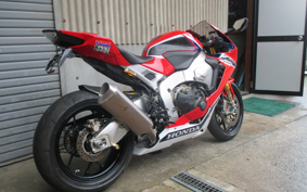 HONDA CBR1000RR 2017 SC77
