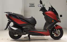 KYMCO G-DINK250I