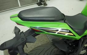 KAWASAKI ZX-25R 1981 ZX250E