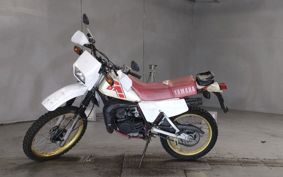 YAMAHA DT125 17F
