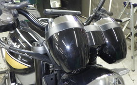 KAWASAKI Z900RS 2023 ZR900K