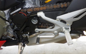 DUCATI STREETFIGHTER V4 S 2025
