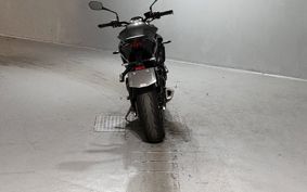 TRIUMPH STREET TRIPLE R HDA604