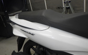 HONDA PCX125-2ﾔﾈﾂｷ