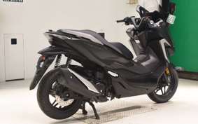 HONDA FORZA 250