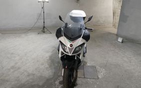 APRILIA SR MAX 125 ..