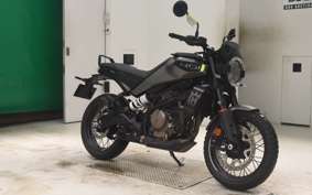 HUSQVARNA SVARTPILEN 401 2024