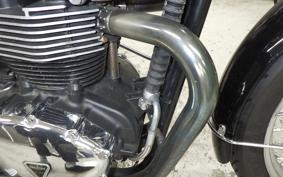 TRIUMPH BONNEVILLE T100 2010